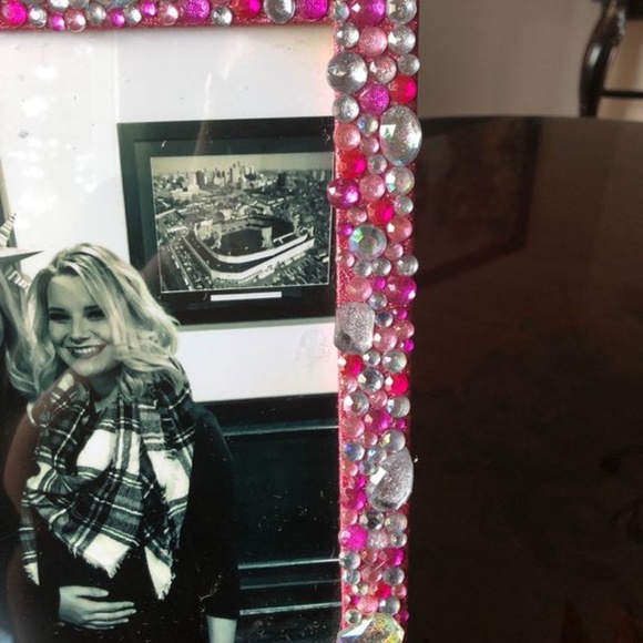 Hot Pink Glitter and Gem Frame - Picture 5 of 8